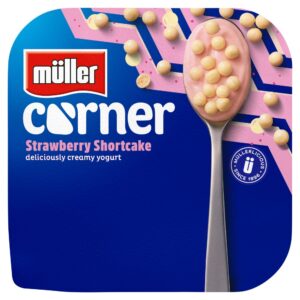 Müller Corner Strawberry Yogurt with White Chocolate Shortcake Balls
